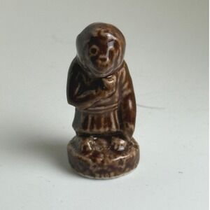 Vintage Wade Whimsies Red Rose Tea Monkey Brown Glazed Figurine